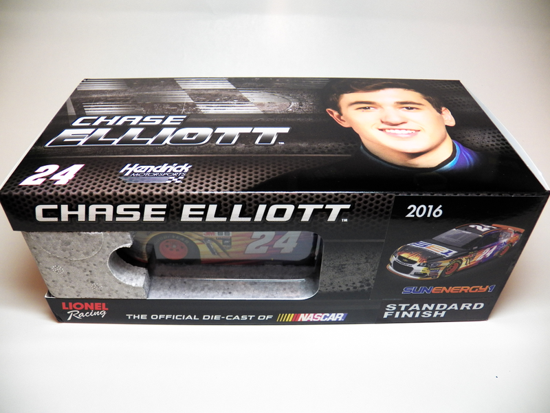 Illustration for article titled SunEnergy1 Chase Elliot 1:24 Lionel Diecast
